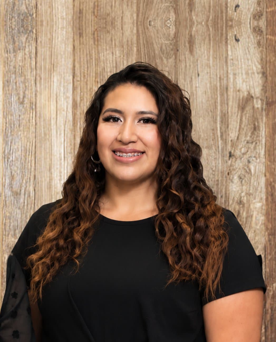 Lupe Flores